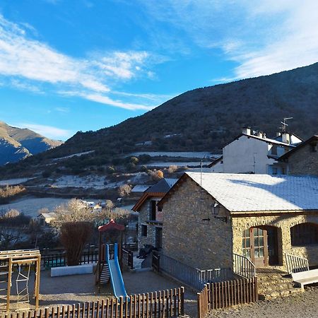 Casa Rural La Comella Tírvia Kültér fotó