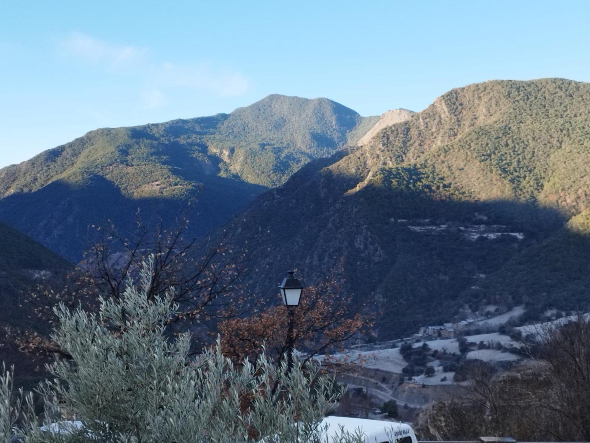 Casa Rural La Comella Tírvia Kültér fotó