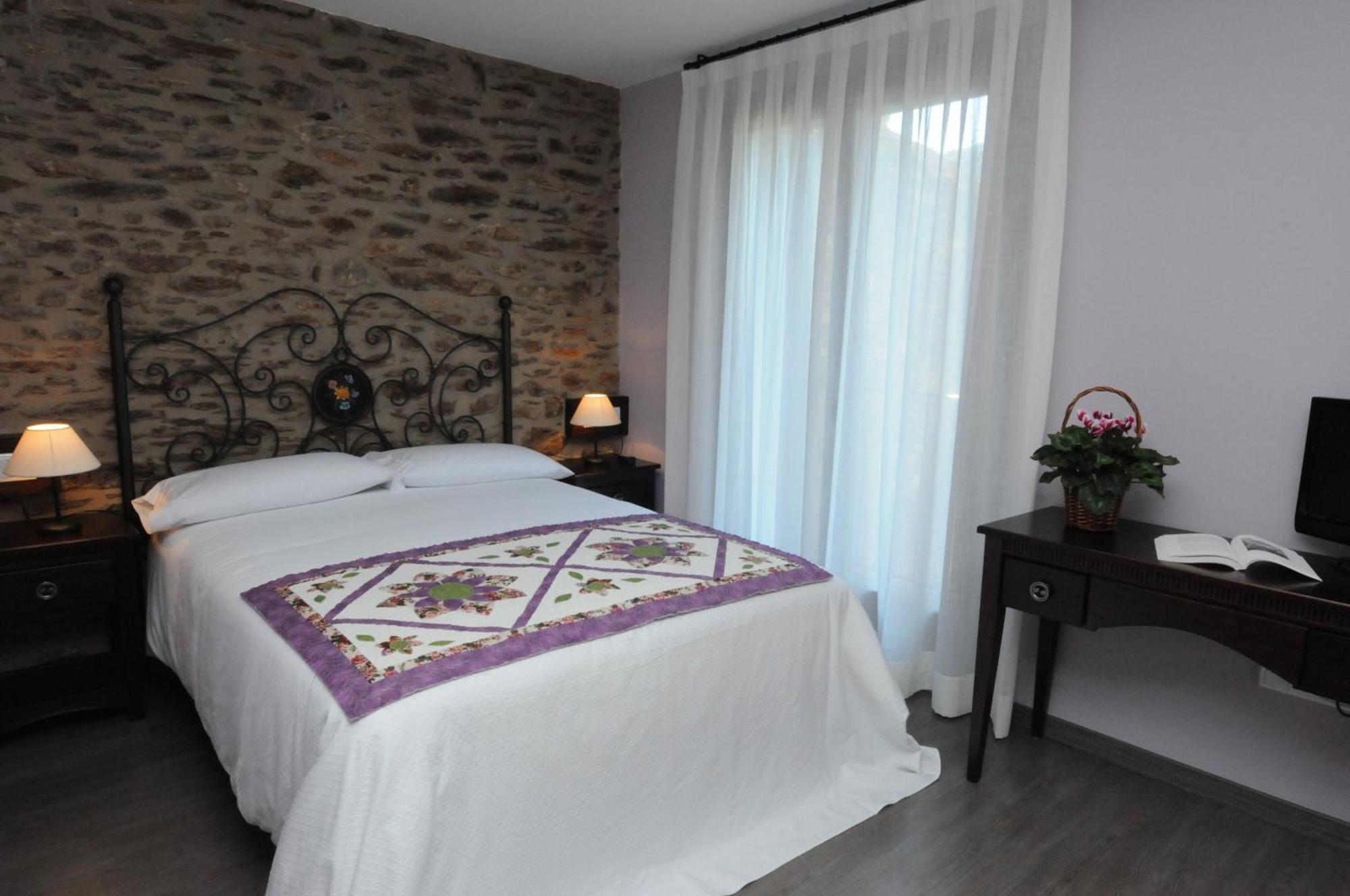 Casa Rural La Comella Tírvia Kültér fotó