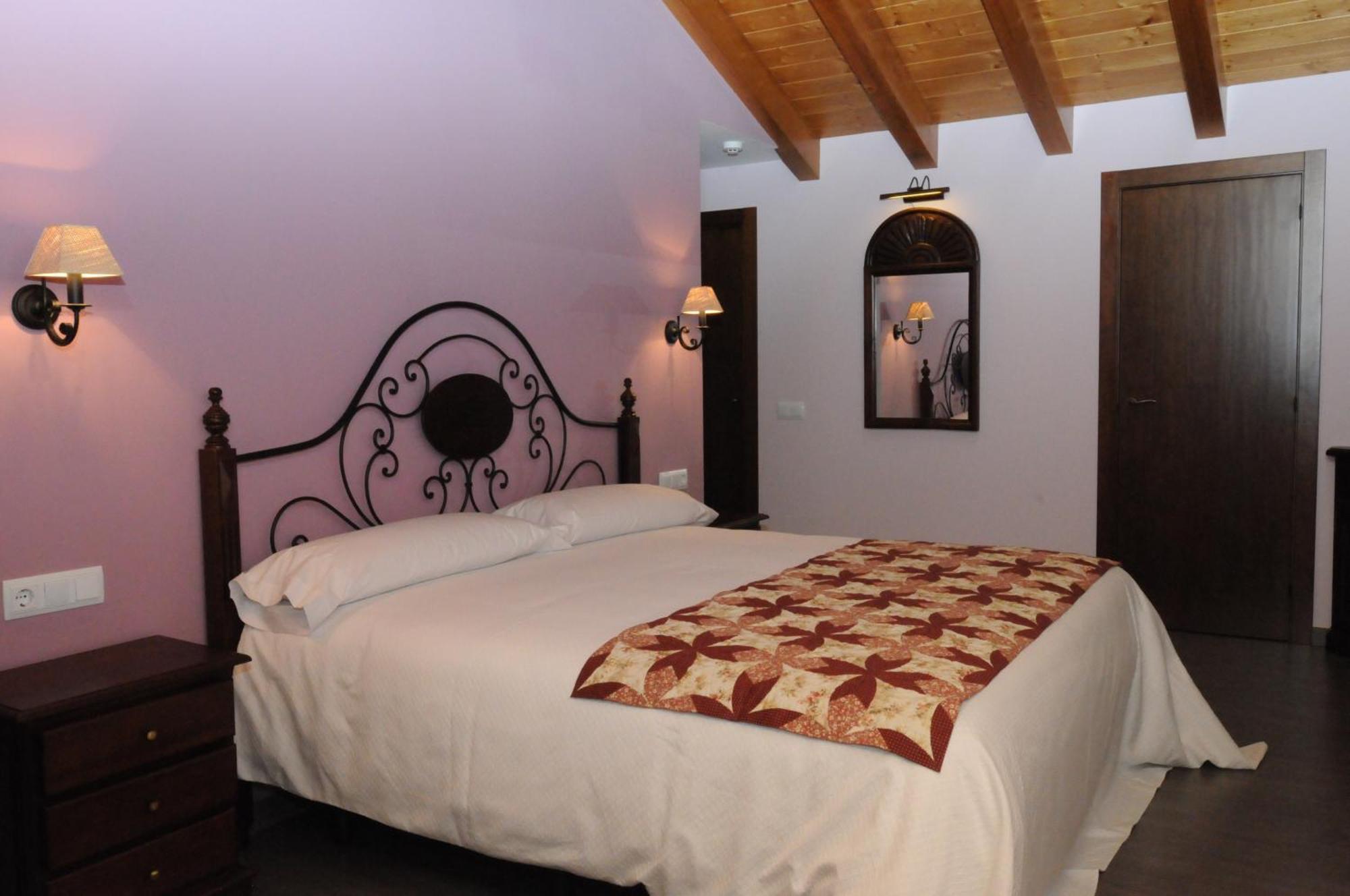 Casa Rural La Comella Tírvia Kültér fotó